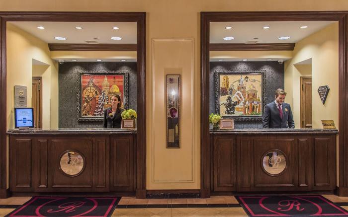 The Raphael Hotel, Autograph Collection