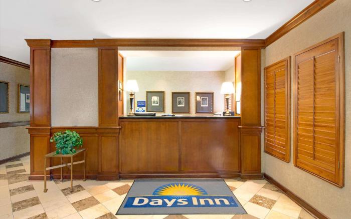 Days Inn by Wyndham St. Louis/Westport MO