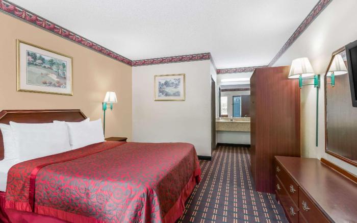 Days Inn by Wyndham Blythewood North Columbia