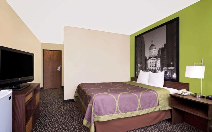 Super 8 By Wyndham Muncie/Ball St. College Area