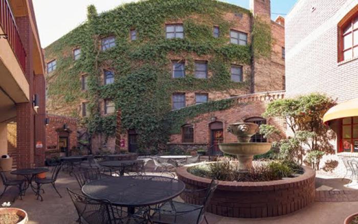 Historic Cary House Hotel