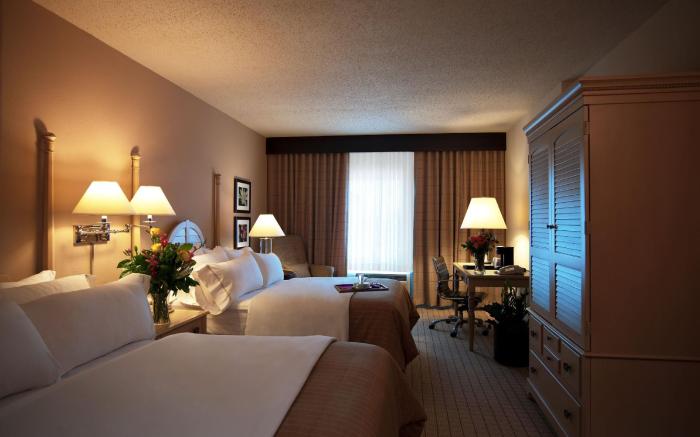 Belle of Baton Rouge Hotel