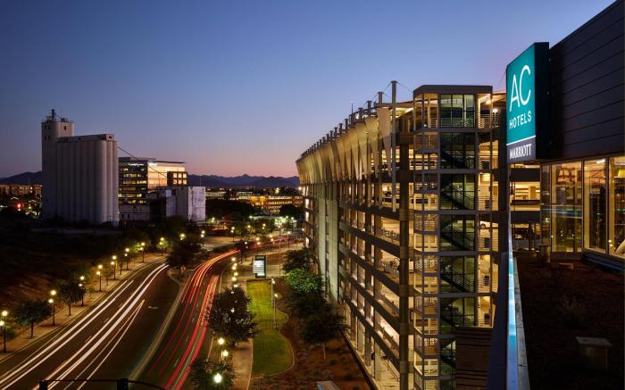 AC Hotel Phoenix Tempe/Downtown