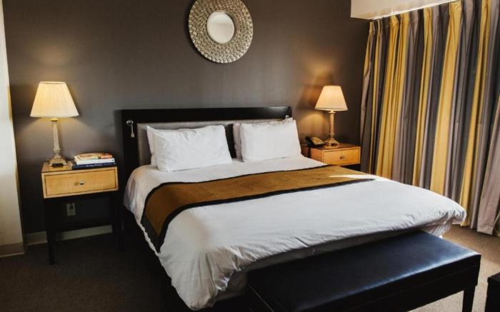 Stamford Suites