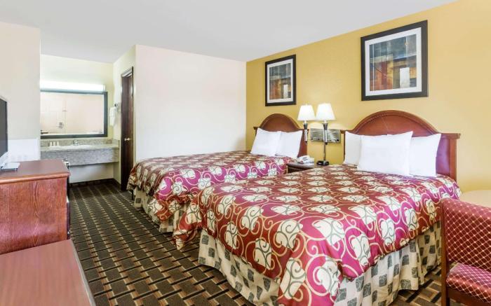 Days Inn by Wyndham Blakely