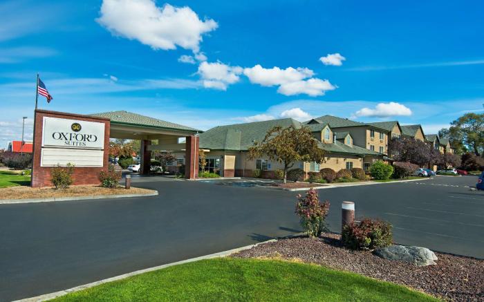 Oxford Suites Hermiston