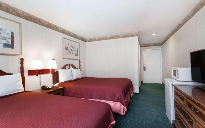 Travelodge by Wyndham Great Barrington Berkshires