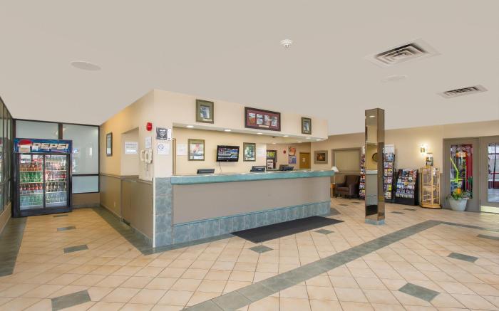 Ramada By Wyndham, Niagara Falls Near Fallsview District