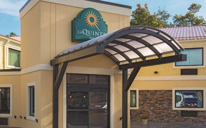 La Quinta Inn by Wyndham Buffalo Airport