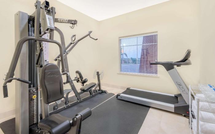 Super 8 By Wyndham Hidalgo/Mcallen Area