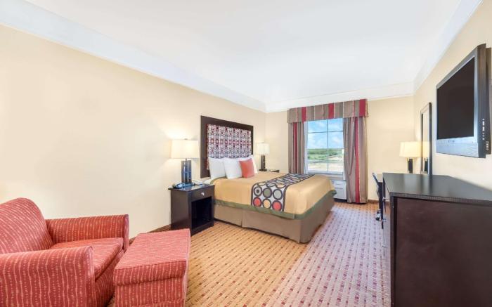 Super 8 By Wyndham Hidalgo/Mcallen Area