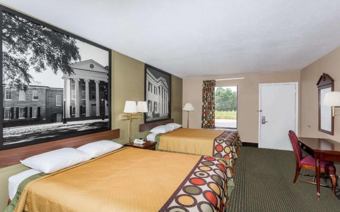 Super 8 By Wyndham Pearl/Jackson/East