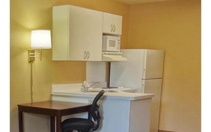 Studio 6 Extended stay Huntsville, AL - US Space & Rocket Center