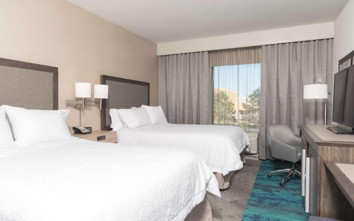Hampton Inn & Suites Chicago Schaumburg