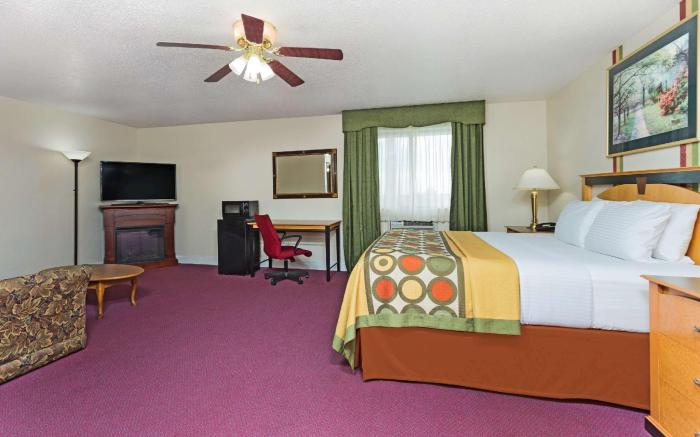 Super 8 By Wyndham Anderson/Clemson Area
