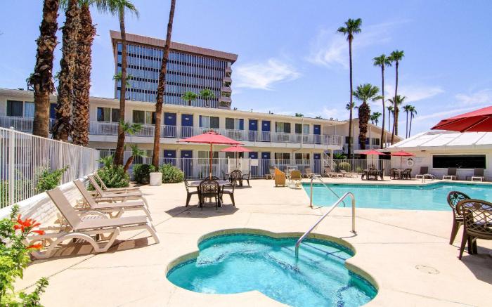 Motel 6 Scottsdale