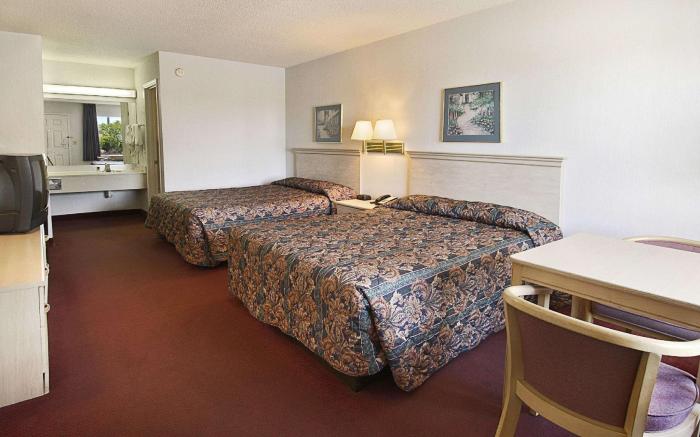 Baymont by Wyndham Richburg/Chester Area