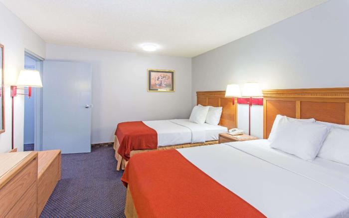 Days Inn by Wyndham Valdosta I-75