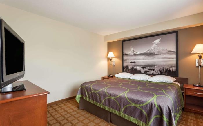 Super 8 By Wyndham Abbotsford Bc