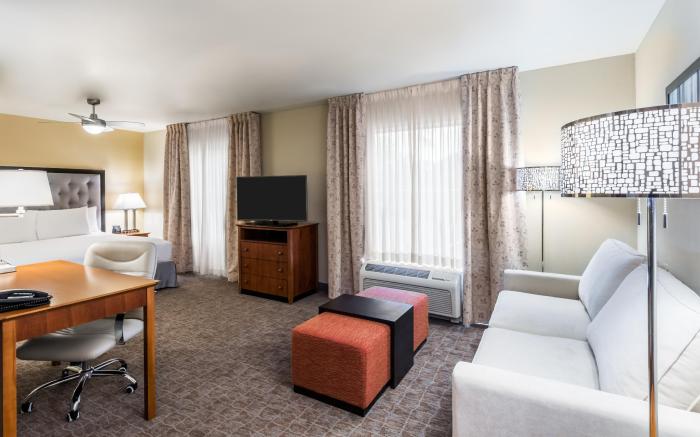 Larkspur Landing Extended Stay Suites St. Louis Riverport- Airport West