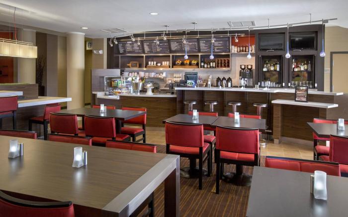 Courtyard Paramus