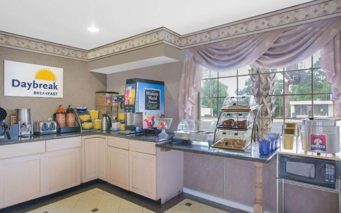 Days Inn by Wyndham Nacogdoches/SFA University/Downtown