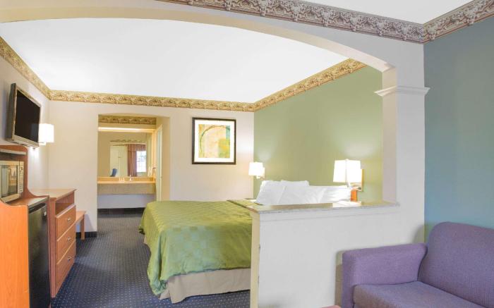 Days Inn by Wyndham Nacogdoches/SFA University/Downtown