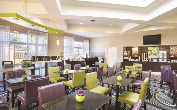 La Quinta Inn & Suites by Wyndham Phoenix Scottsdale
