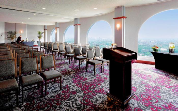 Montreal Marriott Chateau Champlain
