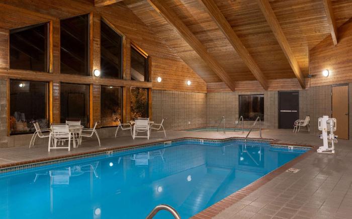 AmericInn by Wyndham Coralville