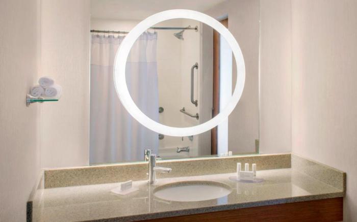 SpringHill Suites by Marriott Long Island Brookhaven