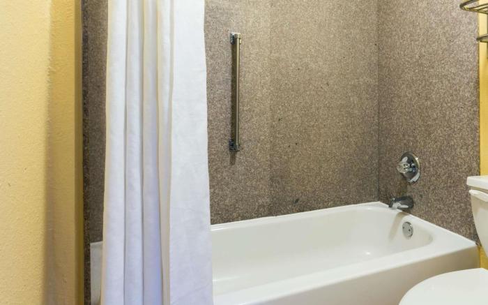 Baymont Horn Lake Southaven