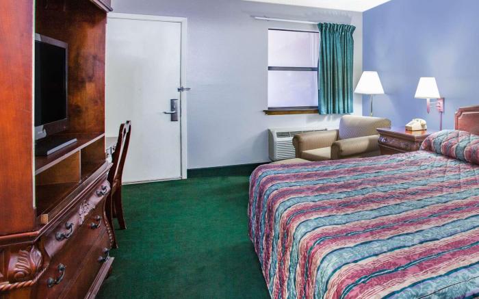 Super 8 By Wyndham Malvern