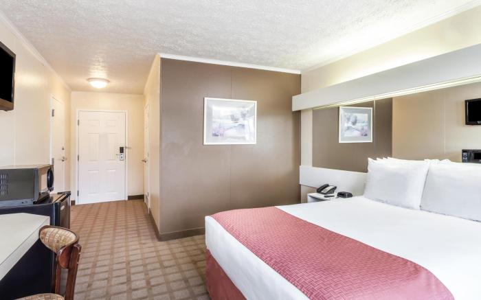 Microtel Inn & Suites by Wyndham Wilson