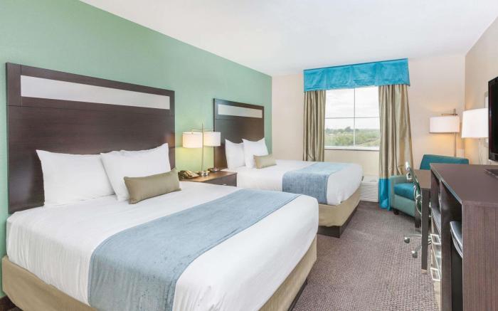 Baymont by Wyndham Midland Center