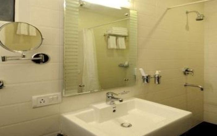 Hotel Crystal Retreat