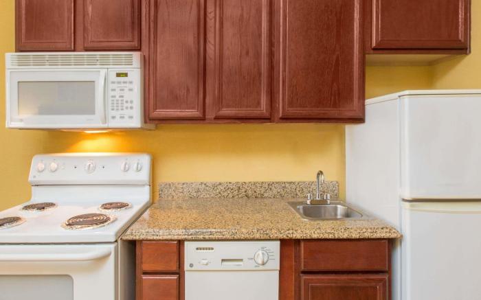 Hawthorn Extended Stay by Wyndham Corpus Christi Padre Is