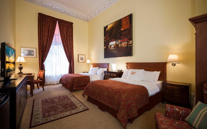 LHotel