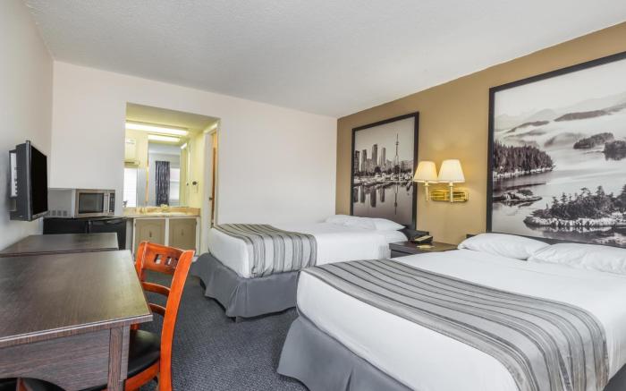 Super 8 By Wyndham Guelph
