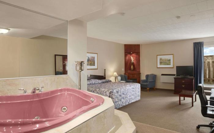 Travelodge by Wyndham Cambridge - Waterloo