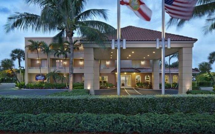 Fairfield Inn & Suites Palm Beach