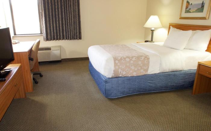 Days Inn by Wyndham Pleasant Prairie Kenosha