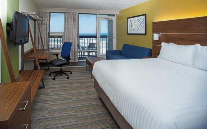 Holiday Inn Express Nags Head Oceanfront, an IHG Hotel By IHG