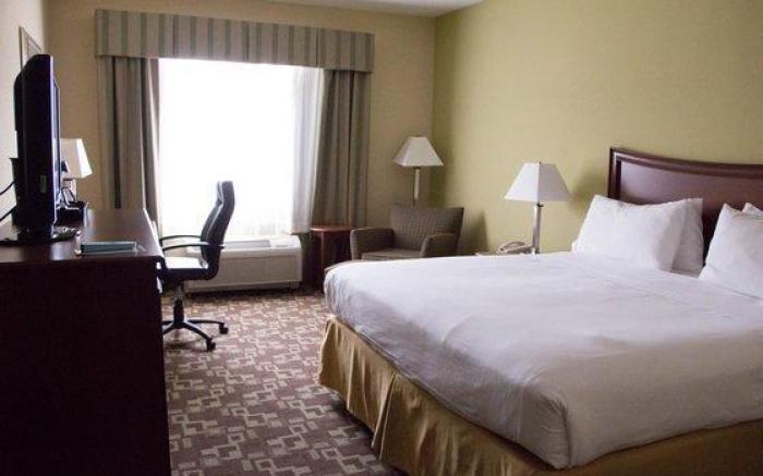 Holiday Inn Express By IHG