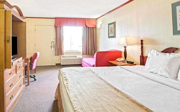 Econo Lodge Charlotte Airport Area