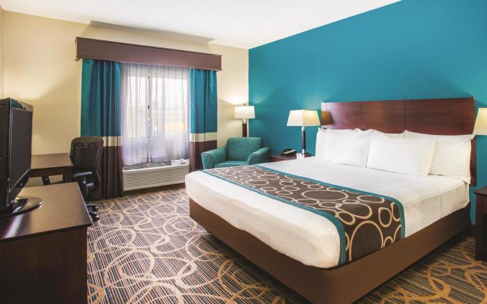 La Quinta Inn & Suites by Wyndham Evansville