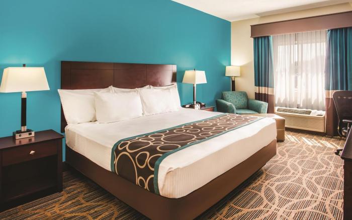 La Quinta Inn & Suites by Wyndham Evansville