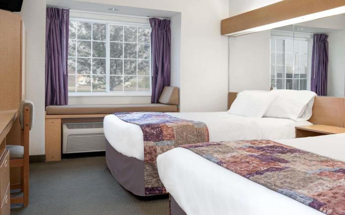 Microtel Inn & Suites by Wyndham Mankato