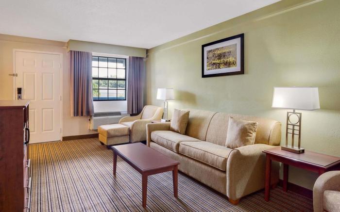 Baymont by Wyndham Jacksonville Orange Park