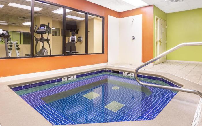 La Quinta Inn and Suites by Wyndham-Albany GA